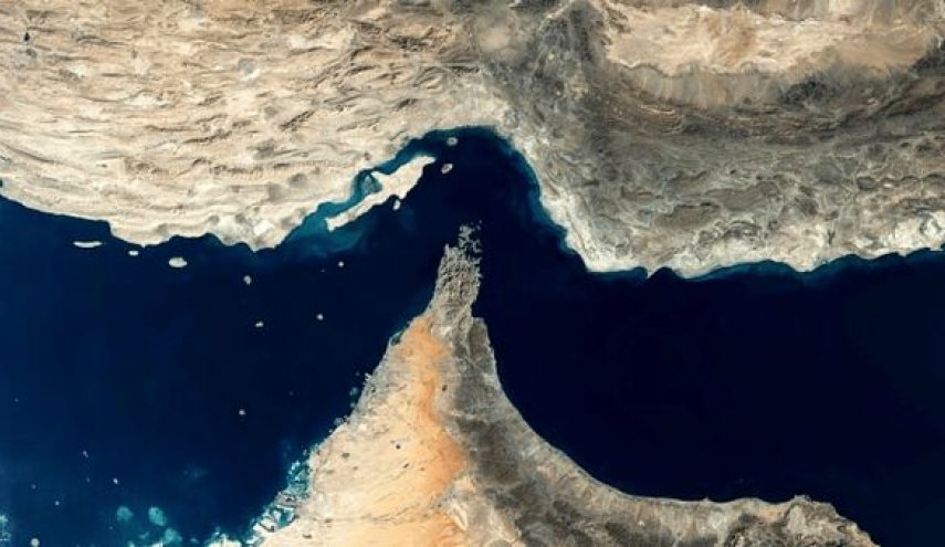 مسؤول بالخارجية: تغيّر جذري دفع إيران لاتخاذ إجراءات عملية جديدة في مضيق هرمز