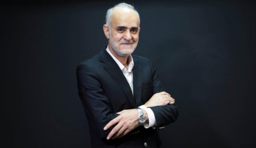 محمد نبي يدعو انفانتينو بالوفاء لوعوده للمنتخب الايراني