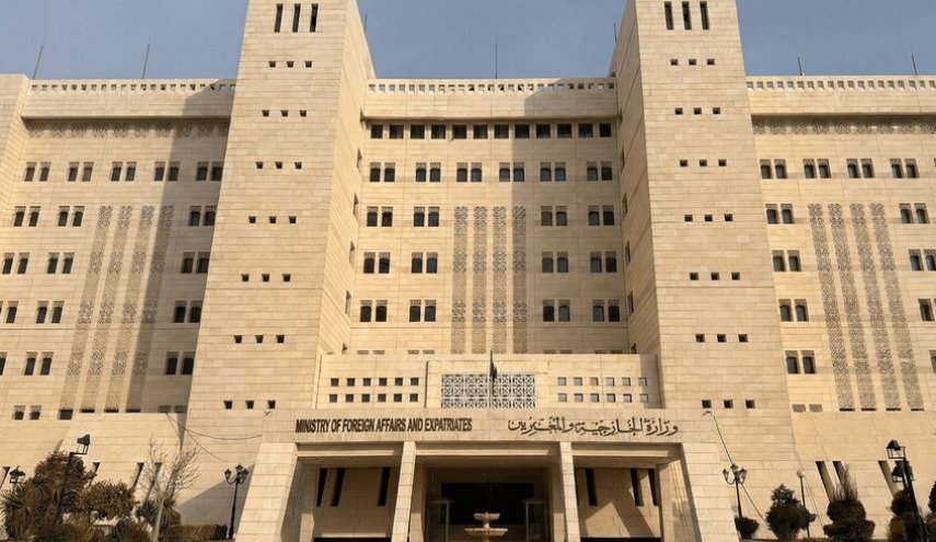 سوريا تدين الاعتداءات الإسرائيلية وتدعو الأمم المتحدة لوقف خروق اتفاق 