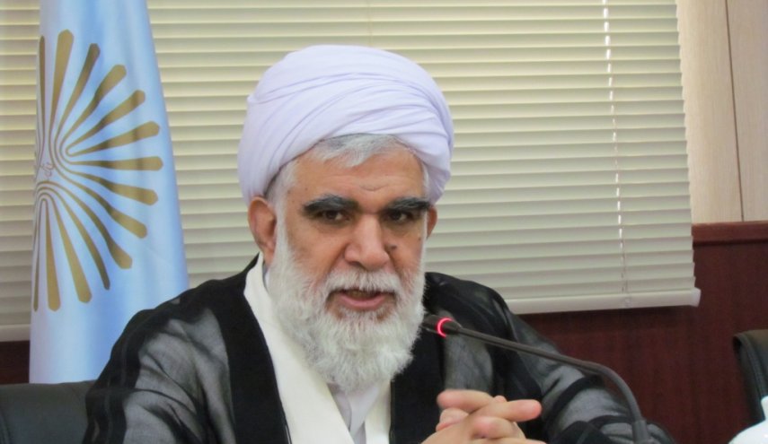 رسالة من آية الله أختري بمناسبة مراسم تودیع وتشييع القائد الشهيد