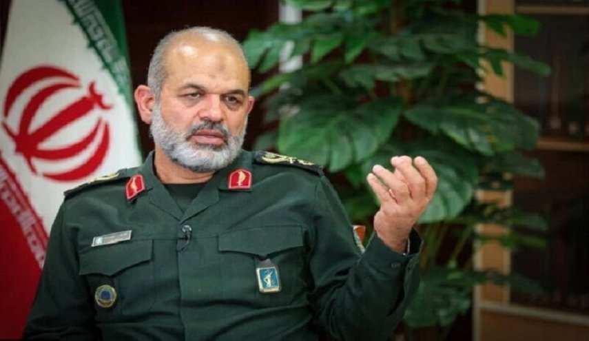 اللواء وحيدي: العدو سيأخذ أمنية استسلام إيران معه إلى القبر