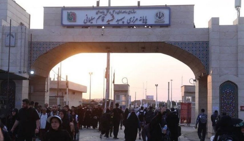 استقبال الزائرين العراقيين المشاركين في تشييع القائد الشهيد