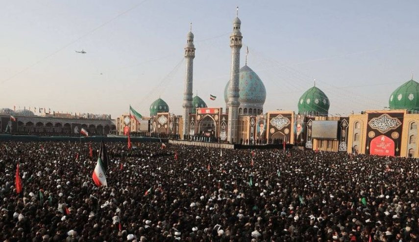 شاهد.. مسيرة وفاء مليونية ترافق الجثمان الطاهر للقائد الشهيد في قم المقدسة