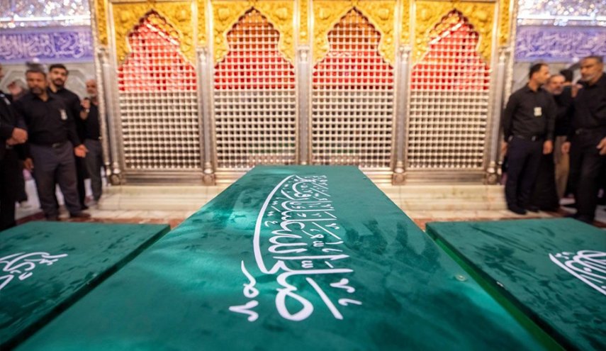 جثامين أسرة القائد الشهيد تصل الی مرقد العباس عليه السلام