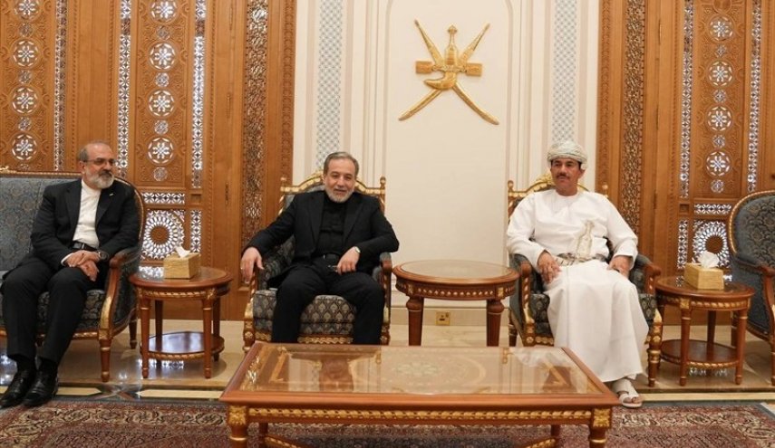 تفاصيل لقاء عراقجي والبوسعيدي في مسقط