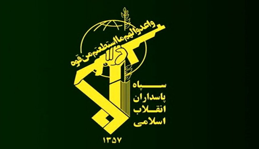 حرس الثورة الاسلامية يستهدف سفينة مخالفة ثانية في مضيق هرمز