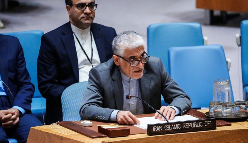 إيران تحتج على مزاعم سفير واشنطن: أمريكا معتدية وليست ضحية