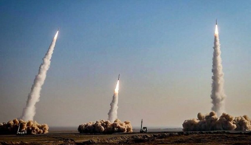 حرس الثورة: وجهنا ضربات جديدة وموجعة للقوات الأمريكية بالبحرين والكويت