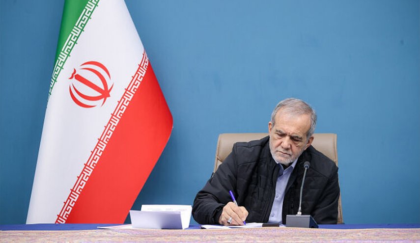 الرئیس بزشكيان: الانسجام والوحدة محور مركزي للإعلام الحكومي