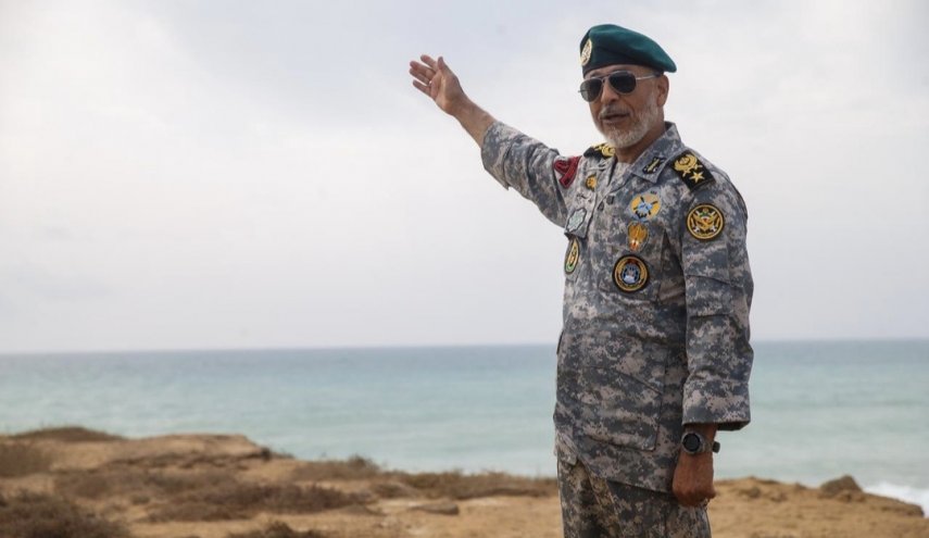 الأميرال سياري: لا تحرك في مضيق هرمز من دون إذن إيران