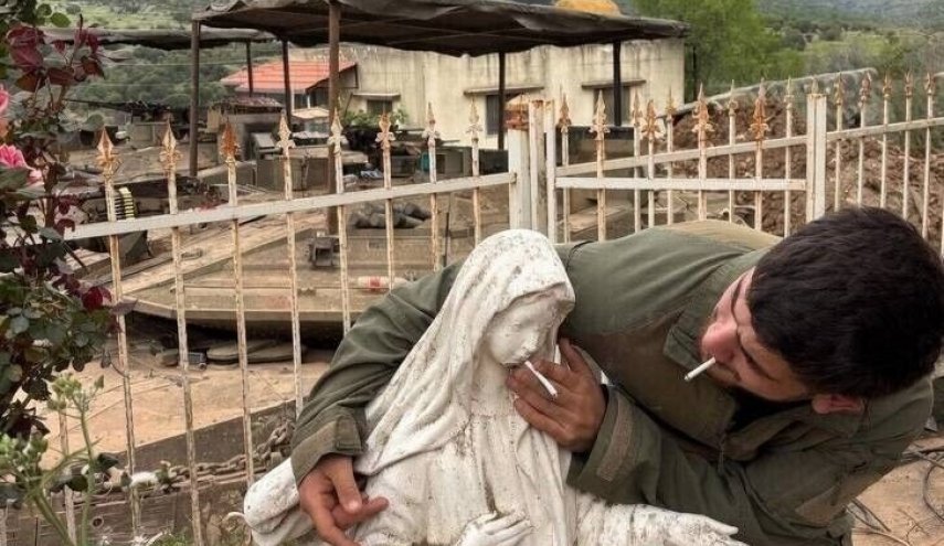 حمله صهیونیست‌های افراطی به یک کلیسا در قدس اشغالی