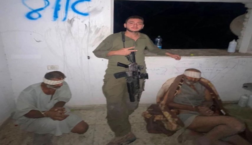 مسنّان فلسطينيان ضحية انتهاكات الاحتلال.. صور مسرّبة تكشف تفاصيل جديدة