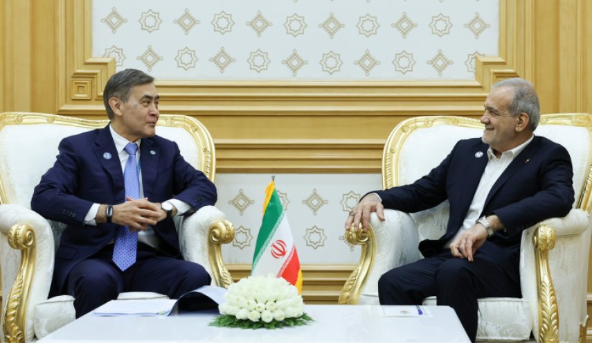 تأکید پزشکیان بر ضرورت تقویت همکاری و انسجام میان اعضا در دیدار دبیرکل سازمان همکاری شانگهای