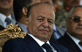 قوى يمنية تعتبر قرارات هادي تكراراً لدكتاتورية صالح
