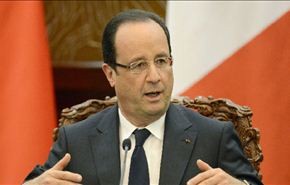 هولاند يتحدث للمرة الاولى عن تعديل حكومي