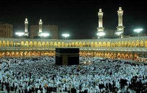 غسل الکعبة المشرفة بماء الورد الایراني