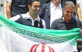 المنتخب الوطني يعود للبلاد وسط استقبال جماهيري حافل
