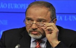 ليبرمان: يجب احتلال قطاع غزة من جديد