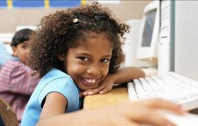 ادمان الكمبيوتر عقبة في طريق تعلم اللغة