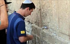 بالصور..نجوم برشلونة يرتدون 