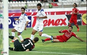 تراكتورسازي تبريز يتعادل مع ملوان انزلي 2-2