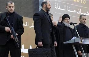 ما سر الحقيبة التي يحملها مرافق السيد حسن نصرالله؟!