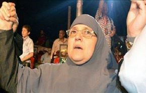 وقتی سخن مجری به مذاق همسر مرسی خوش نیامد!