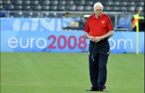 وفاة اراغونيس مدرب منتخب اسبانيا السابق