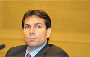مسؤول اسرائيلي يهدد بالاستقالة حال الافراج عن الدفعة الرابعة للأسرى