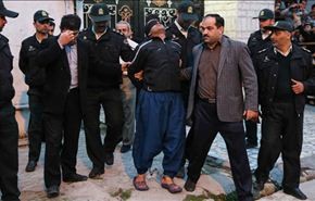 ايران.. اولياء دم يعفون عن القاتل وحبل الاعدام في عنقه