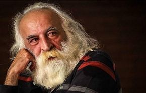 بالصور والفيديو..رحيل عازف