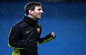 بالفيديو؛ ميسي مع برشلونة منذ طفولته حتى البطولات الكبيرة