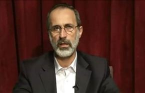 معاذ الخطيب للخليجيين: حرروا بلادكم أولاً.. ولا تمتصوا دماءنا