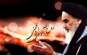 الامام الخمیني والثورة علی الخرافة
