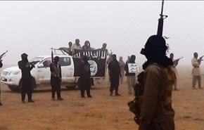 انهدام دو خودروی نظامی داعش در فلوجه