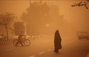 عاصفة رملية شديدة تضرب طهران وتسبب مصرع 5 أشخاص