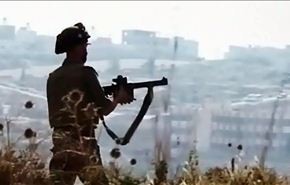 الاحتلال يقوم بحملة تفتيش واسعة بالخليل بحثاً عن مخطوفيه