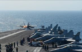 پرواز  F18 آمریکایی بر فراز عراق