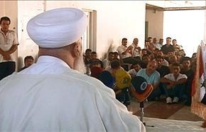 سوريا تسوي أوضاع 300 مسلح سلموا أنفسهم بريف دمشق