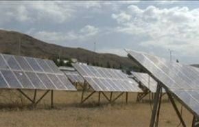 انتاج الطاقة الكهربائية انطلاقا من الطاقة الشمسية.