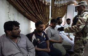 دهها فرد مسلح در ریف دمشق تسلیم شدند