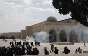 صهیونیستها حامیان مسجدالاقصی را زخمی کردند