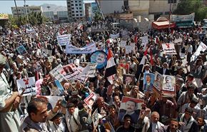 تواصل اعتصام الجنوبيين في عدن بمشاركة شخصيات قيادية جديدة