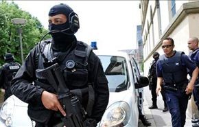فرنسا: تفكيك شبكة ارهابية متخصصة بتجنيد المقاتلين لـ