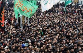 بالصور: آلاف الزوار يحيون ذكرى استشهاد الامام رضا(ع)