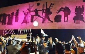 شادمانی شبانه اهالی بغداد پس از یک دهه