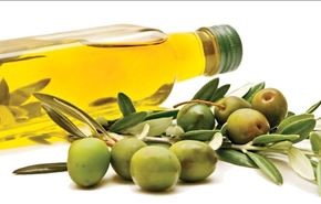 دراسة جديدة : زيت الزيتون يقضي على الخلايا السرطانية