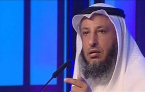 داعية كويتي: القمر ليس في السماء والكفار لم يصعدوا إليه!