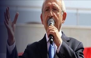 اوغلو: آنکارا برای عناصر مسلح درسوریه سلاح فرستاد