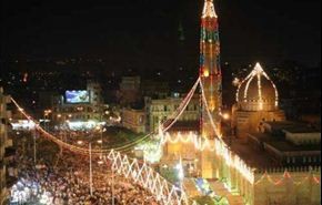بالفيديو؛ المصريون يحتفلون بذكرى ولادة الامام الحسين 